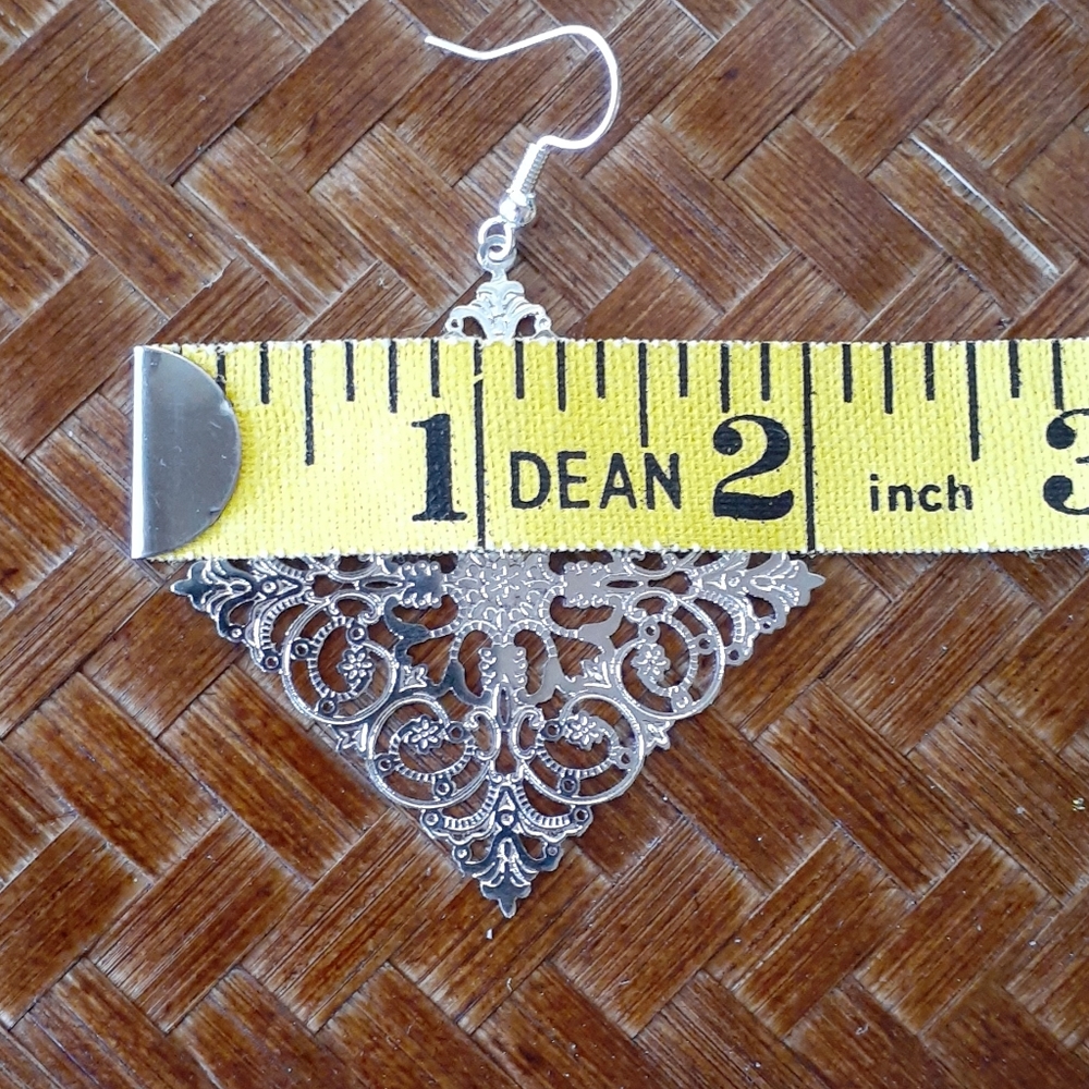 👉*NWOT* DELICATE FINE FILIGREE EARRINGS ~LIGHT & SHINE ~LOVELY - Picture 5 of 7